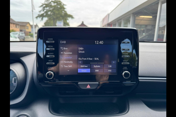 Toyota Yaris 1.5 Hybrid Dynamic | Stoelverwarming, Keyless, Apple Carplay/Android auto, Parkeercamera, LED
