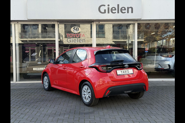 Toyota Yaris 1.5 Hybrid Dynamic | Stoelverwarming, Keyless, Apple Carplay/Android auto, Parkeercamera, LED
