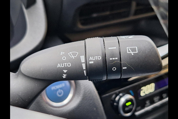 Toyota Yaris Cross 1.5 Hybrid Dynamic | Smart connect, 17 inch, Apple Carplay/Android auto, Keyless, Startknop, Privacy glass