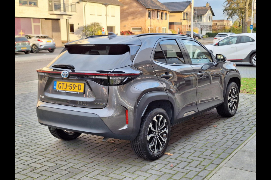 Toyota Yaris Cross 1.5 Hybrid Dynamic | Smart connect, 17 inch, Apple Carplay/Android auto, Keyless, Startknop, Privacy glass
