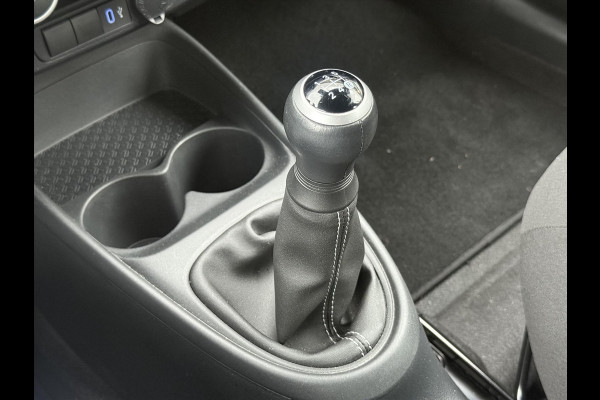 Toyota Aygo X 1.0 VVT-i MT Play | Eerste eigenaar, Apple CarPlay/Android Auto, Parkeercamera, Airconditioning, BTW Auto