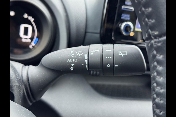 Toyota Yaris 1.5 Hybrid Dynamic | 16 inch, LED, Apple CarPlay/Android Auto, parkeercamera, Climate control, Adaptive cruise control