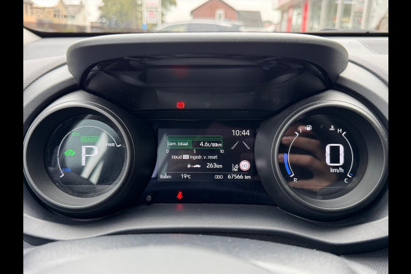 Toyota Yaris Cross 1.5 Hybrid Active Plus | 17 inch Lichtmetalen velgen, Apple CarPlay/Android Auto, Parkeercamera, Adaptive cruise control
