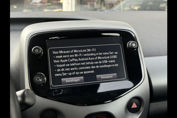 Toyota Aygo 1.0 VVT-i Automaat X-Joy | Lichtmetalen velgen, Apple CarPlay/Android auto, Parkeercamera, In hoogte verstelbare stoel