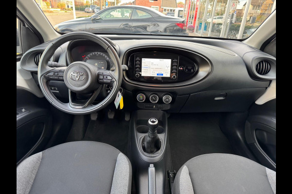 Toyota Aygo X 1.0 VVT-i MT Play | Eerste eigenaar, Apple CarPlay/Android auto, Airco, Parkeercamera, Adaptive cruise control