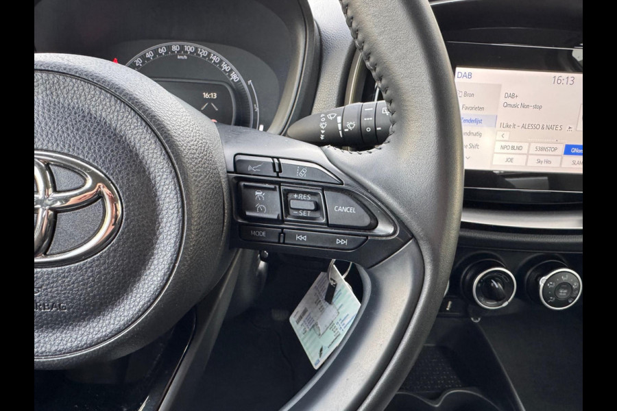 Toyota Aygo X 1.0 VVT-i MT Play | Eerste eigenaar, Apple CarPlay/Android auto, Airco, Parkeercamera, Adaptive cruise control