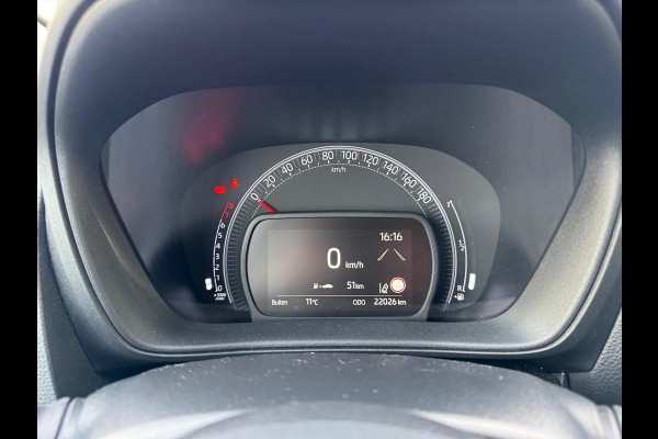 Toyota Aygo X 1.0 VVT-i MT Play | Eerste eigenaar, Apple CarPlay/Android auto, Airco, Parkeercamera, Adaptive cruise control