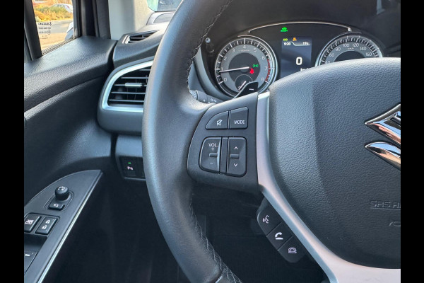 Suzuki S-Cross 1.5 Hybrid Automaat Style | Panoramadak, 360 Camera, Dodehoekherkenning, Parkeersensoren, Stoelverwarming, Keyless