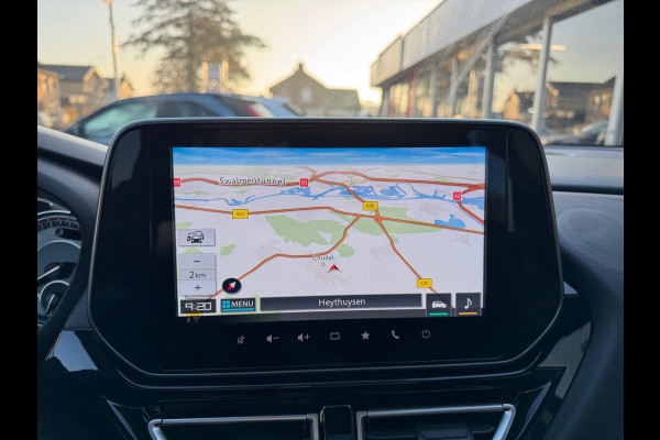 Suzuki S-Cross 1.5 Hybrid Automaat Style | Panoramadak, 360 Camera, Dodehoekherkenning, Parkeersensoren, Stoelverwarming, Keyless