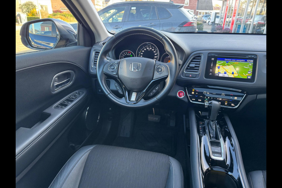 Honda HR-V 1.5 i-VTEC CVT Executive | Eerste eigenaar, Trekhaak, Panoramadak, LED, Stoelverwarming, DAB, Parkeersensoren