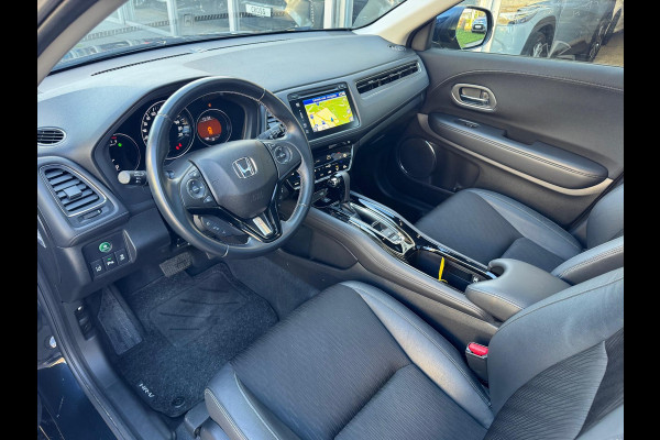 Honda HR-V 1.5 i-VTEC CVT Executive | Eerste eigenaar, Trekhaak, Panoramadak, LED, Stoelverwarming, DAB, Parkeersensoren