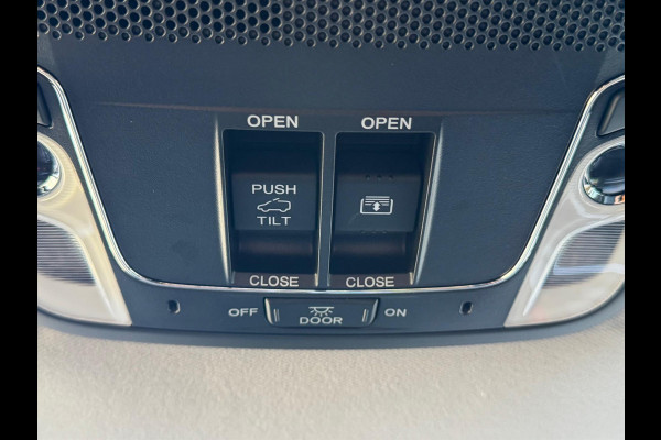 Honda HR-V 1.5 i-VTEC CVT Executive | Eerste eigenaar, Trekhaak, Panoramadak, LED, Stoelverwarming, DAB, Parkeersensoren