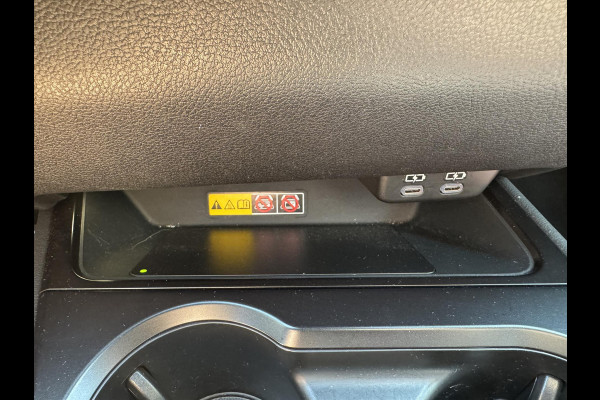 Lexus UX 250h F Sport Line | Facelift, Head up display, Blind Spot, 18 inch, Parkeersensoren, Stoel + Stuurverwarming, Groot scherm