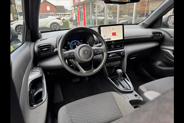 Toyota Yaris Cross 1.5 Hybrid First Edition Plus | Parkeersensoren, Stoel + Stuurverwarming, 17 inch, Privacy Glass