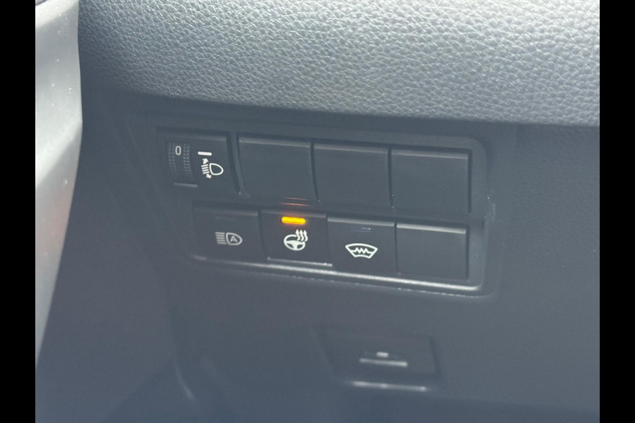 Toyota Yaris Cross 1.5 Hybrid First Edition Plus | Parkeersensoren, Stoel + Stuurverwarming, 17 inch, Privacy Glass