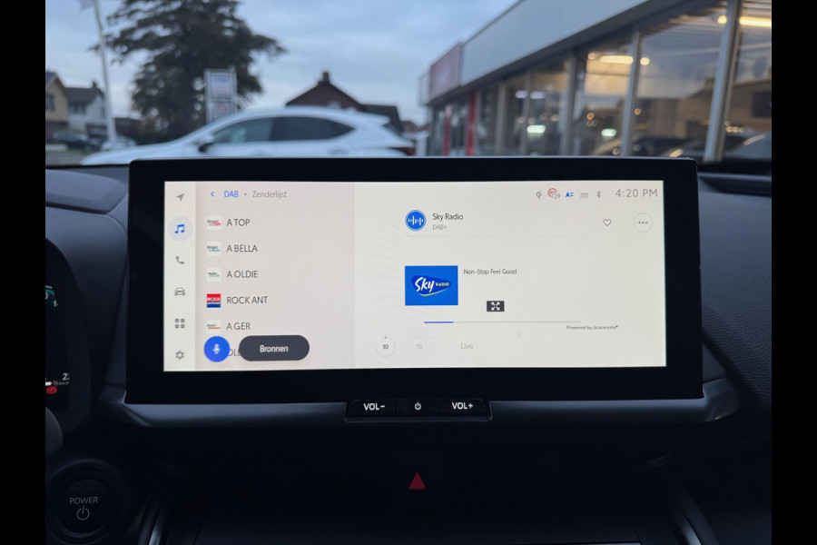 Toyota C-HR 2.0 High Power PHEV 223pk Dynamic Plus | Elektrische achterklep, Stoel + Stuurverwarming, Dodehoekherkenning