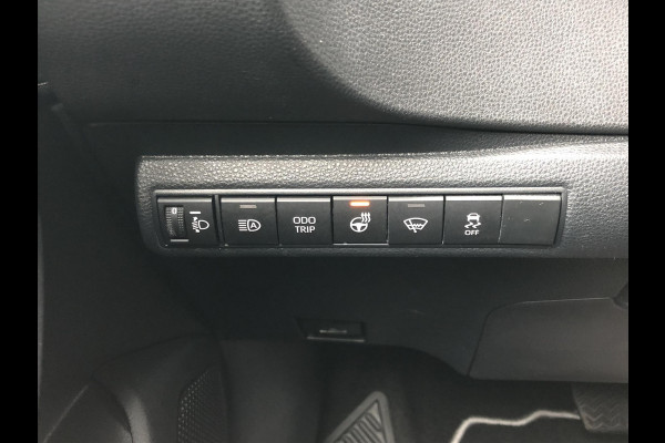 Toyota Corolla Touring Sports 1.8 Hybrid Dynamic Plus | Dodehoekherkenning, Parkeersensoren, Stoel + Stuurverwarming, Facelift!