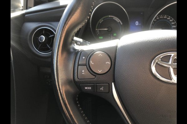 Toyota Auris Touring Sports 1.8 Hybrid Black Edition Go | Trekhaak, Parkeersensoren, Navigatie, Keyless, Safety Sense, Camera