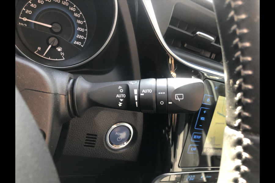 Toyota Auris Touring Sports 1.8 Hybrid Black Edition Go | Trekhaak, Parkeersensoren, Navigatie, Keyless, Safety Sense, Camera