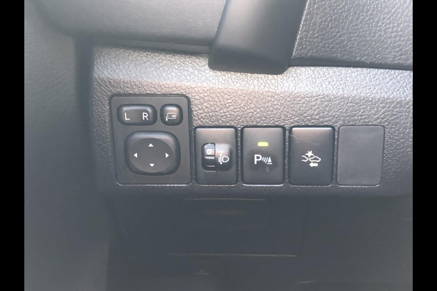 Toyota Auris Touring Sports 1.8 Hybrid Black Edition Go | Trekhaak, Parkeersensoren, Navigatie, Keyless, Safety Sense, Camera