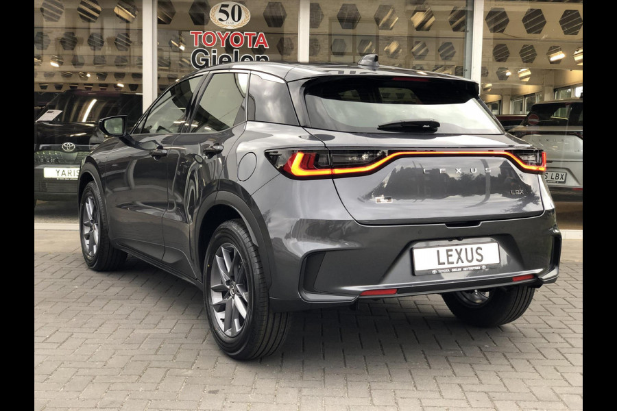 Lexus LBX 1.5 Comfort & Safety Pack | Dodehoekherkenning, Parkeersensoren, Keyless, Stoelverwarming, Snel leverbaar!