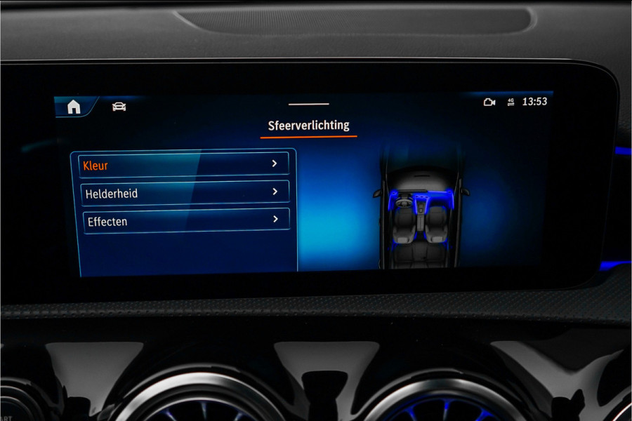 Mercedes-Benz A-Klasse AMG 35 4MATIC Night Pano 360° Nieuwstaat