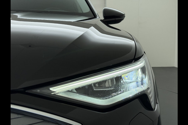 Audi e-tron 55 Quattro 95kWh Leer Adaptive-CruiseTrekhaak Navi Ecc Pdc Edition SOH 93% Elek.Achterklep Stoelverwarming Lmv 20" Led DAB 1e Eigenaar Origineel Nederlandse Auto 664Nm koppel 1800kg trekvermogen