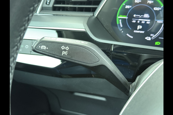 Audi e-tron 55 Quattro 95kWh Leer Adaptive-CruiseTrekhaak Navi Ecc Pdc Edition SOH 93% Elek.Achterklep Stoelverwarming Lmv 20" Led DAB 1e Eigenaar Origineel Nederlandse Auto 664Nm koppel 1800kg trekvermogen