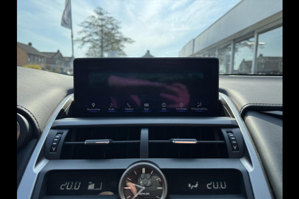 Lexus NX 300h AWD Luxury Line | Panoramadak, Premium Navigatie, Parkeersensoren, Leer, Stoelverwarming, Apple CarPlay/Android Auto