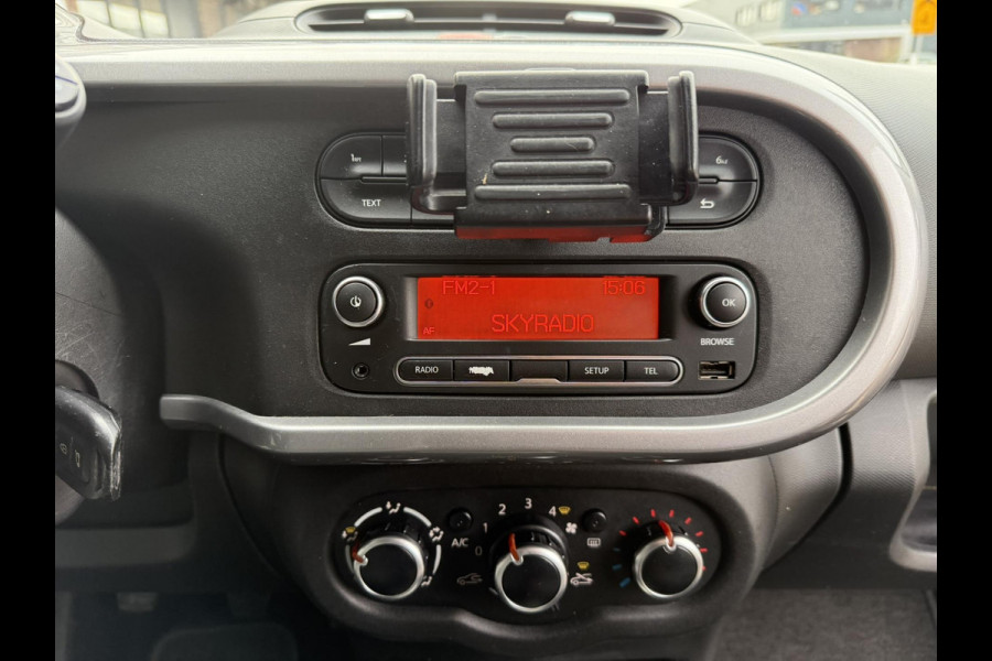 Renault Twingo 1.0 SCe Limited / Cruise Control / 1e Eigenaar / Airco + Elektrisch Pakket / NED-Twingo