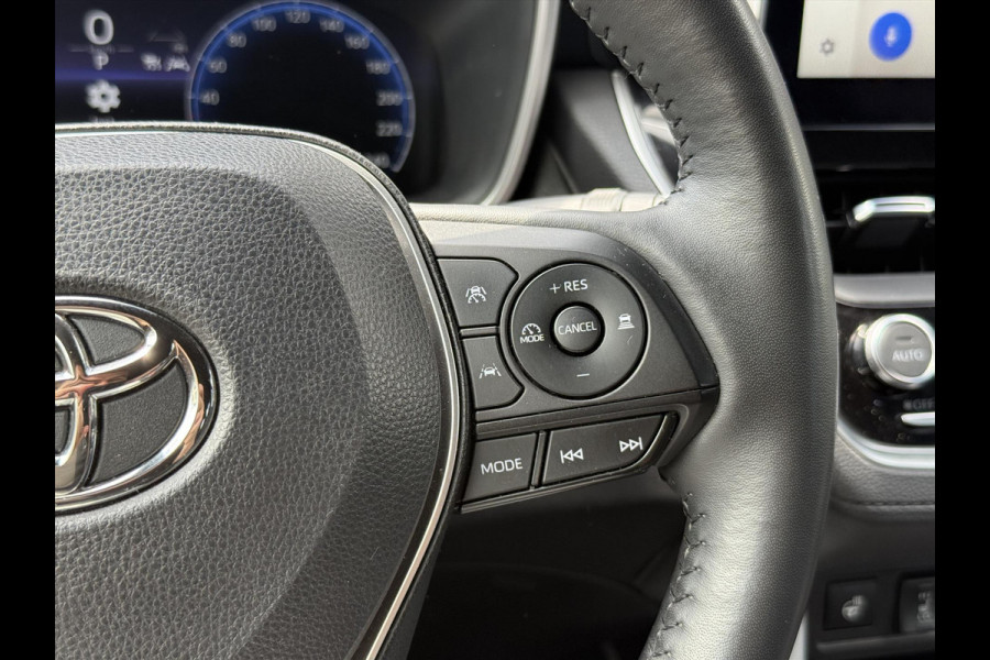 Toyota Corolla Cross 2.0 High Power Hybrid First Edition | Elektrische achterklep, Stoel + Stuurverwarming, Blind spot, Parkeersensoren