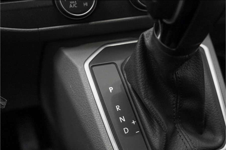 Volkswagen Transporter 2.0 TDI 28 Bulli DSG Spoilerpakket Leder/Alcantara Trekhaak 20"
