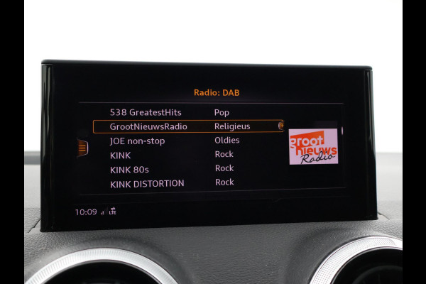 Audi Q2 35 TFSI 1.5T 4-CIL. 150 PK + DIGITALE COCKPIT TREKHAAK | CAMERA | CARPLAY | 18 INCH