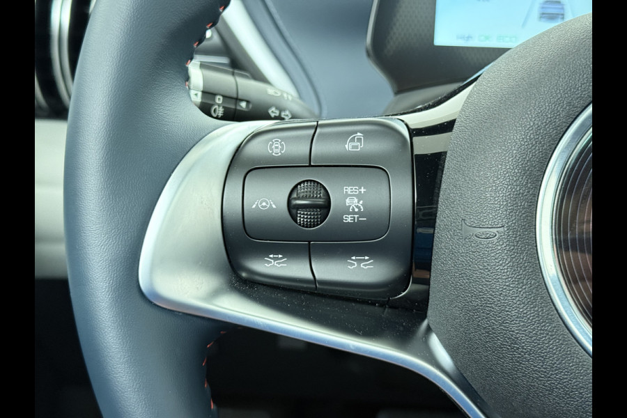 BYD ATTO 3 62kWh Design SOH 98% Pano-dak Leer+Elektr.Verst. Warmtepomp Adaptieve Cruise 360°Camera Apple Carplay Android Auto Elektr.Achter Verkeersbord detectie WiFi DAB Led Rijstrooksensor Keyless Smartphone Entry Fabrieksgarantie tot 13-12-2028/150.000km Garantie op de LFP Accu tot 12-12-2030/200.000km €44.000,- Nieuw!