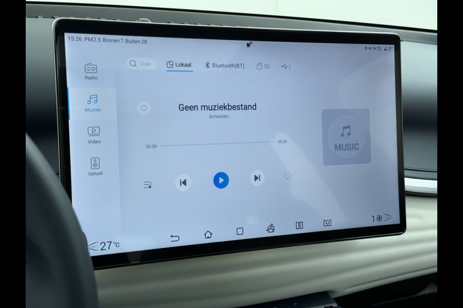 BYD ATTO 3 62kWh Design SOH 98% Pano-dak Leer+Elektr.Verst. Warmtepomp Adaptieve Cruise 360°Camera Apple Carplay Android Auto Elektr.Achter Verkeersbord detectie WiFi DAB Led Rijstrooksensor Keyless Smartphone Entry Fabrieksgarantie tot 13-12-2028/150.000km Garantie op de LFP Accu tot 12-12-2030/200.000km €44.000,- Nieuw!