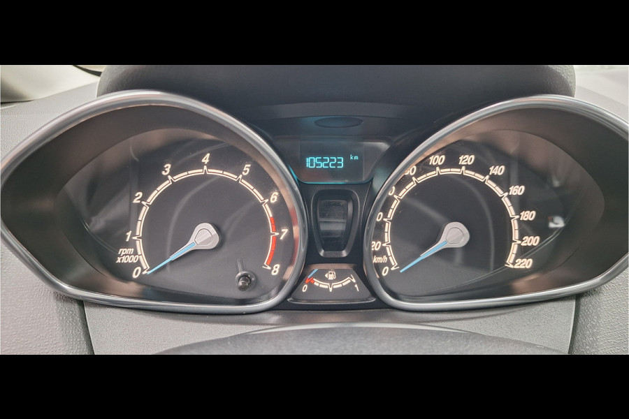 Ford Fiesta Titanium LEREN BEKLEDING - 140 PK