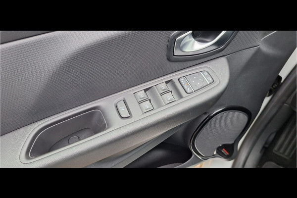 Renault Clio 0.9 TCE LIMITED / NAVIGATIE / Airco / BLEUTOOTH