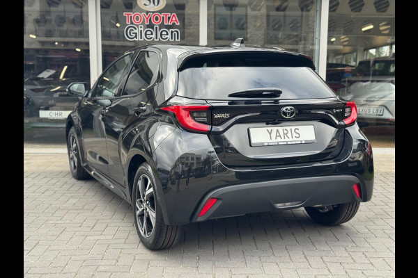 Toyota Yaris Hybrid Dynamic Plus | Stoel + Stuurverwarming, Lichtmetalen velgen, Keyless, Licht + Regensensor, Startknop