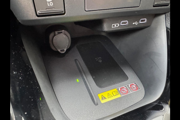 Toyota Yaris Hybrid Dynamic Plus | Stoel + Stuurverwarming, Lichtmetalen velgen, Keyless, Licht + Regensensor, Startknop
