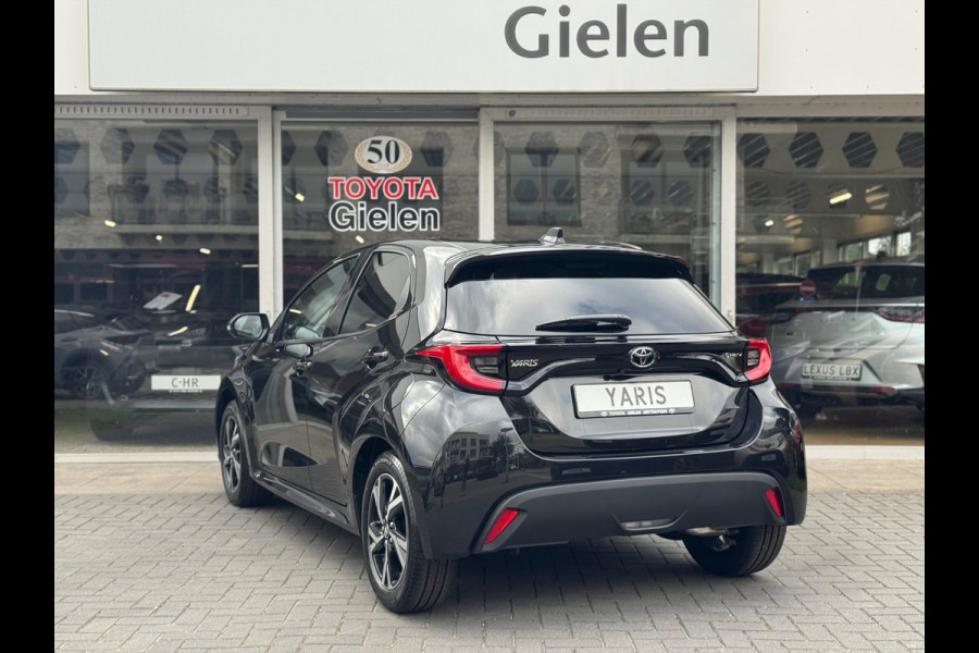 Toyota Yaris Hybrid Dynamic Plus | Stoel + Stuurverwarming, Lichtmetalen velgen, Keyless, Licht + Regensensor, Startknop