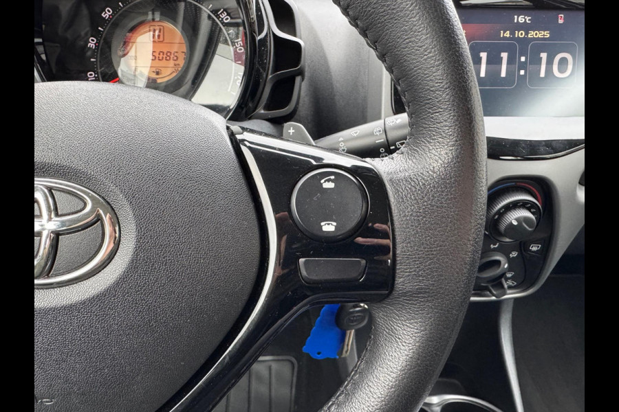 Toyota Aygo 1.0 VVT-i Automaat 5D X-Play | Eerste eigenaar, Apple CarPlay/Android Auto, Parkeercamera, Bluetooth, Stuurbediening