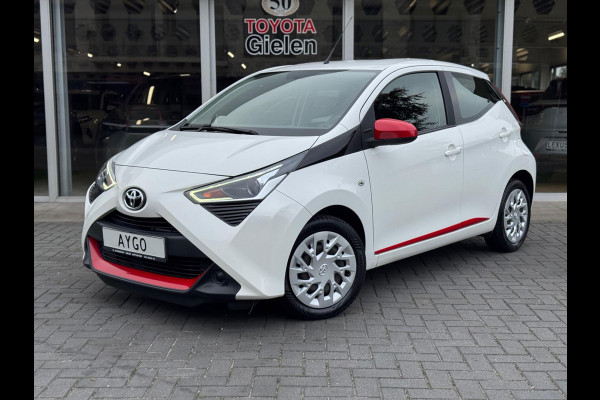 Toyota Aygo 1.0 VVT-i Automaat 5D X-Play | Eerste eigenaar, Apple CarPlay/Android Auto, Parkeercamera, Bluetooth, Stuurbediening