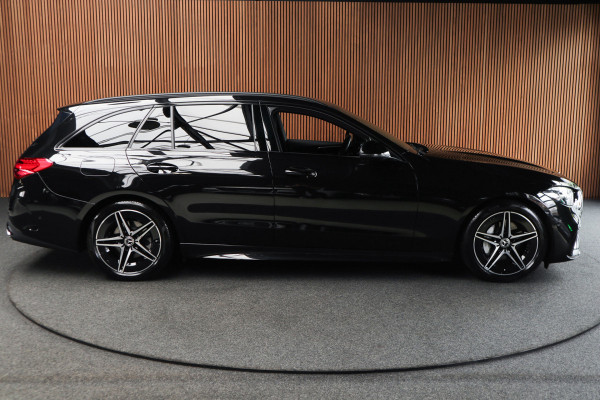 Mercedes-Benz C-Klasse Estate 180 AMG Line Navi Leer Camera Nightpack PTS Ambient Elekt. achterklep PTS LM velgen BTW auto!