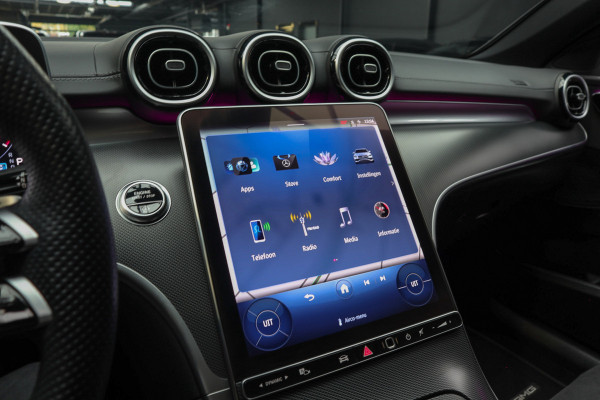 Mercedes-Benz C-Klasse Estate 180 AMG Line Navi Leer Camera Nightpack PTS Ambient Elekt. achterklep PTS LM velgen BTW auto!