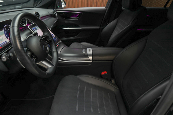 Mercedes-Benz C-Klasse Estate 180 AMG Line Navi Leer Camera Nightpack PTS Ambient Elekt. achterklep PTS LM velgen BTW auto!