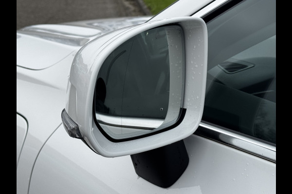 Volvo XC60 T8 AWD 408PK Plug-in Hybrid Inscription | ACC | BLIS | Trekhaak | 21" | Leer | Polestar |