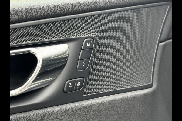 Volvo XC60 T8 AWD 408PK Plug-in Hybrid Inscription | ACC | BLIS | Trekhaak | 21" | Leer | Polestar |