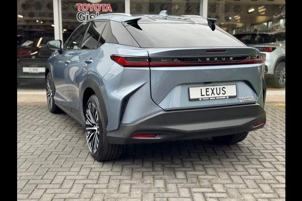 Lexus RZ 450e 313PK AWD Executive Line | Eerste eigenaar, Leer, Stoelverwarming, Dodehoekherkenning, Parkeersensoren, Groot scherm