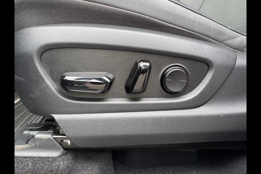 Lexus RZ 450e 313PK AWD Executive Line | Eerste eigenaar, Leer, Stoelverwarming, Dodehoekherkenning, Parkeersensoren, Groot scherm