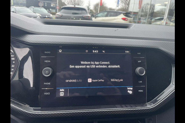 Volkswagen T-Cross 1.0 TSI Life / CarPlay
